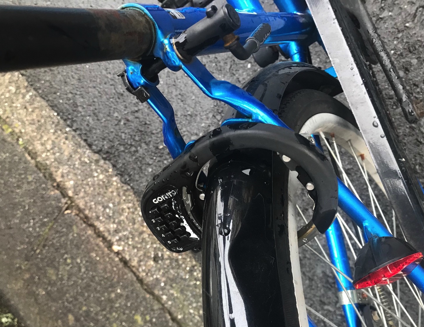 自転車 鍵 なし で 開ける